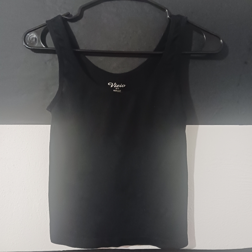 Women Black seamless ribbed tank crop top - Picture 2 of 6